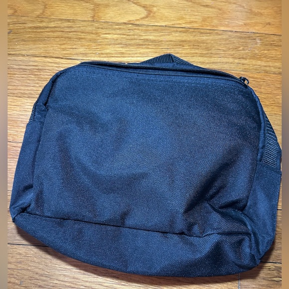 BOGO Casino Magic Black Travel Bag with Adjustable Straps - Picture 2 of 7